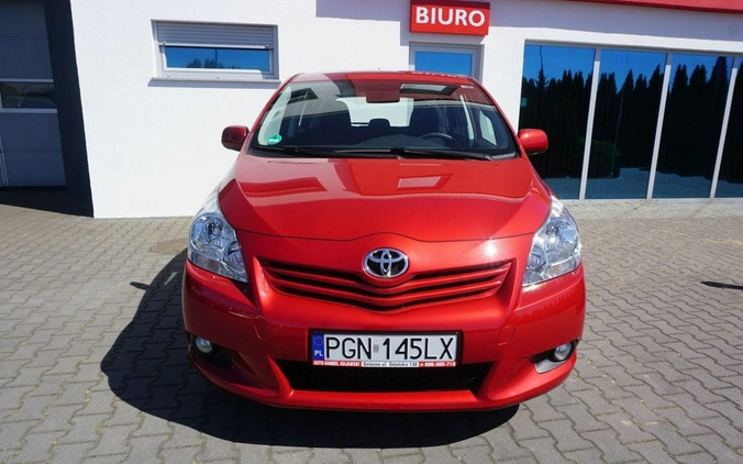 Toyota Verso cena 35900 przebieg: 80660, rok produkcji 2010 z Gniezno małe 667